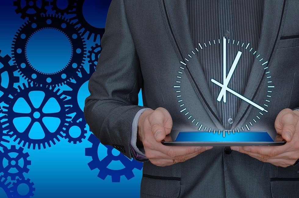 Use Invoice Finance to cut costs and become more efficient